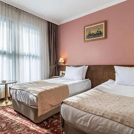 2000 Kavaklıdere Otel 4*