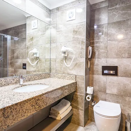 2000 Kavaklidere 4* 앙카라