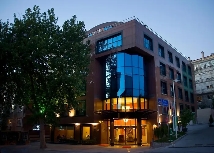 2000 Kavaklidere Ancara