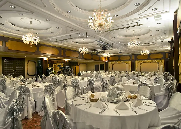 Hotel 2000 Kavaklidere 4*