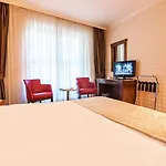 2000 Kavaklidere Hotel